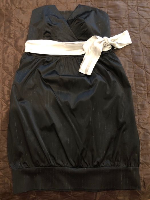 Малка черна Рокля