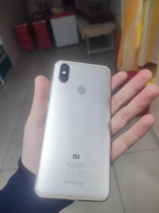 Xiaomi mi a2 64 гигабайта