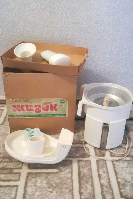 Продается  Соковыжималка