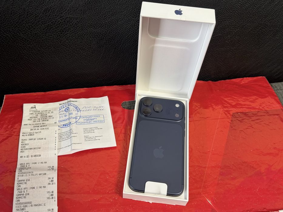 ЧИСТО НОВ 256GB iPhone 17 Pro Max Гаранция Технополис 2028 Blue