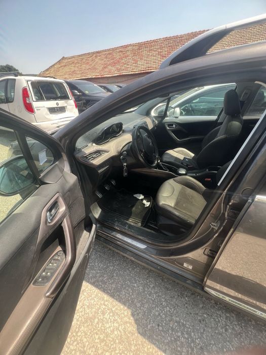 На части PEUGEOT 2008 E-HDI ALLURE 92кс ръчка 5ск 2013г