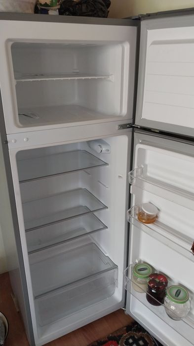 Холодильник.сотилади