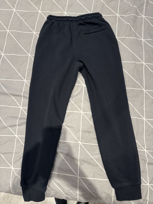 Nike sportswear club