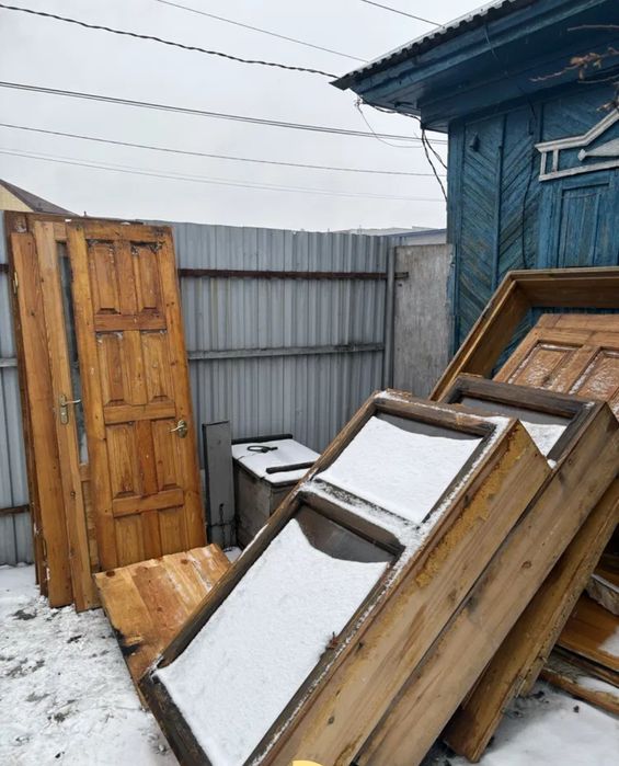 Деревянные двери окна б/у