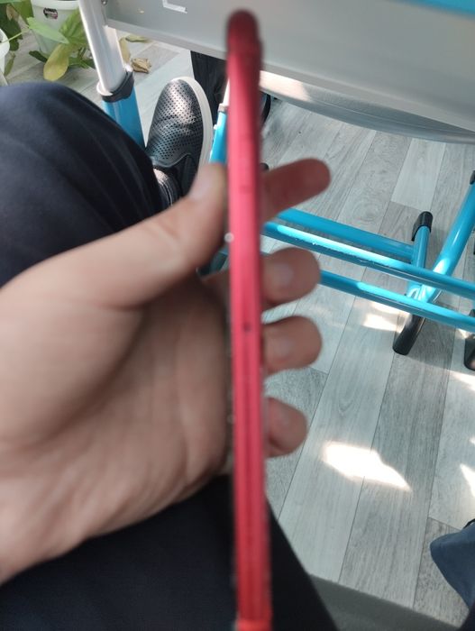 iPhone ce продам обменяю