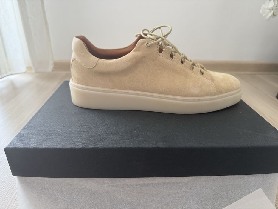 De Vanzare Tenesi Mussete Noi!