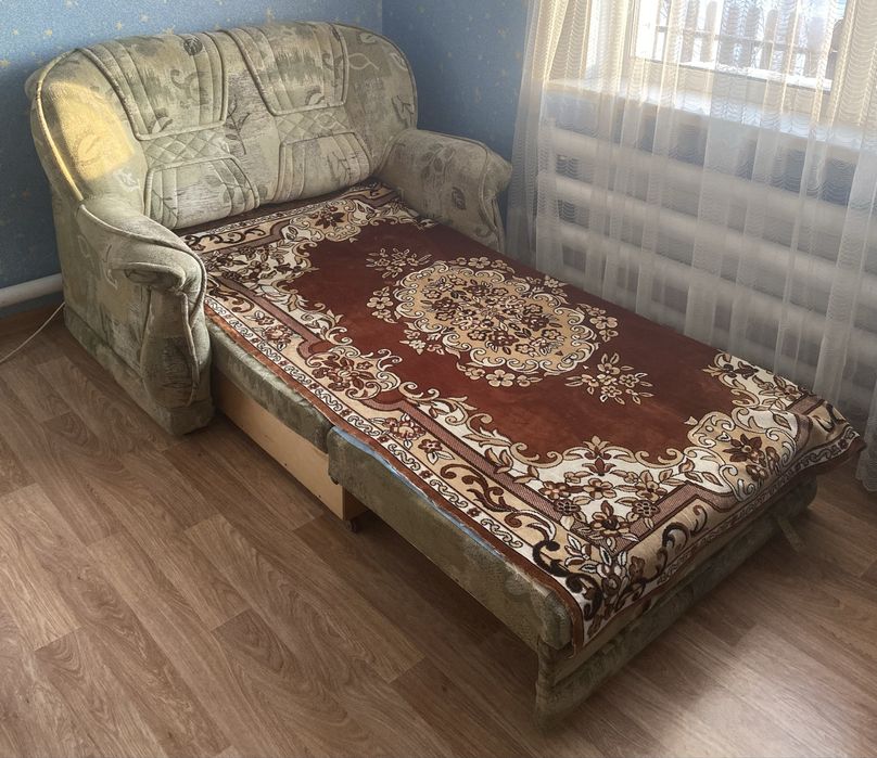 Продаётся мини-диван