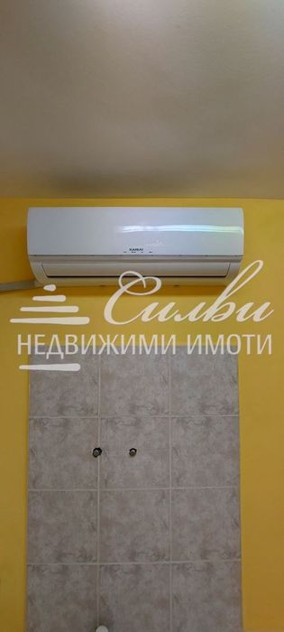 Дава се под наем Офис в Шумен, Център - 15 кв.м за 204 € - Снимка #2