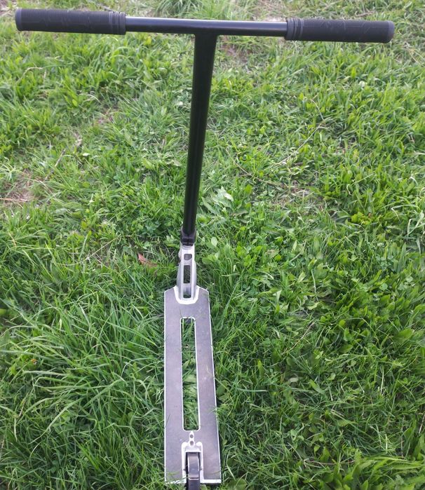 Трюковой самокат limit lmt22