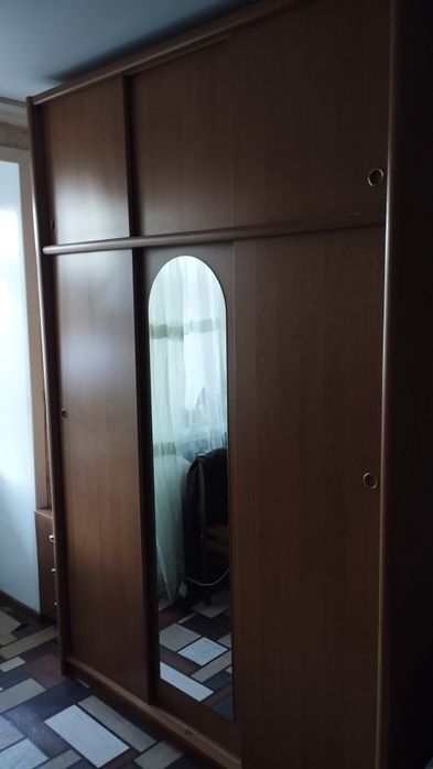 Продам шкаф купе