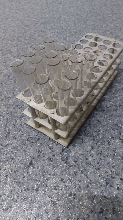 Отдам за шоколадку