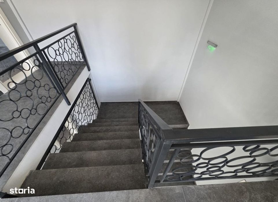 Apartament 2 camere intabulat la 1,5km de Sos Bucium,et.1/3 Cod:161968