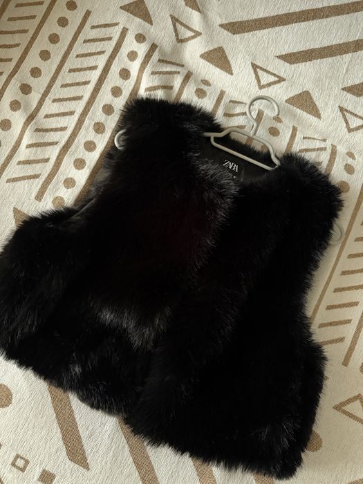 Продам жилет из эко меха