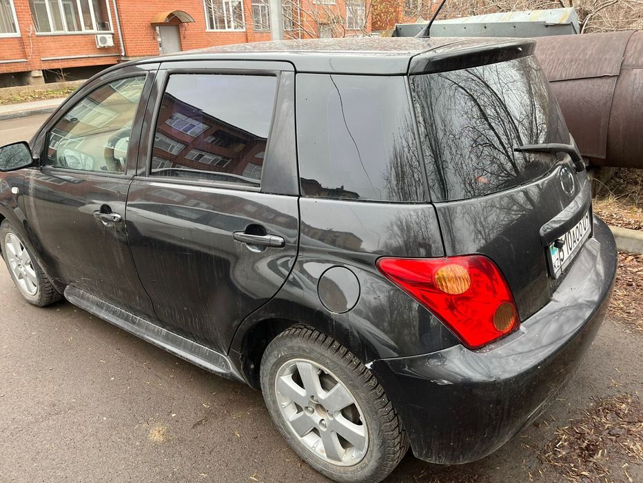 Toyota IST, 2005 г.