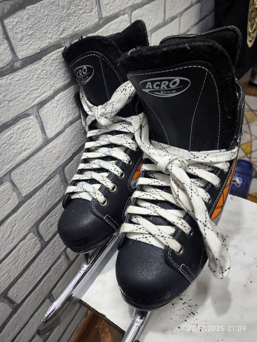 Коньки конькобежные 40 размер.