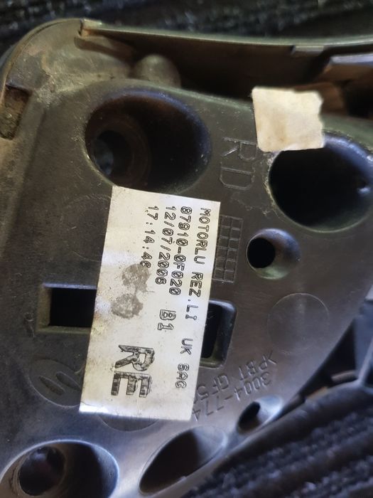 Дясно огледало за Toyota Corolla Verso 2004 до 2008г. Корола Версо