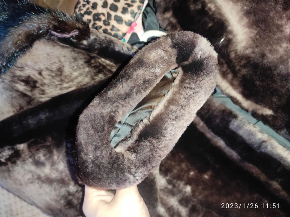 Продам шубу мутон с норкой