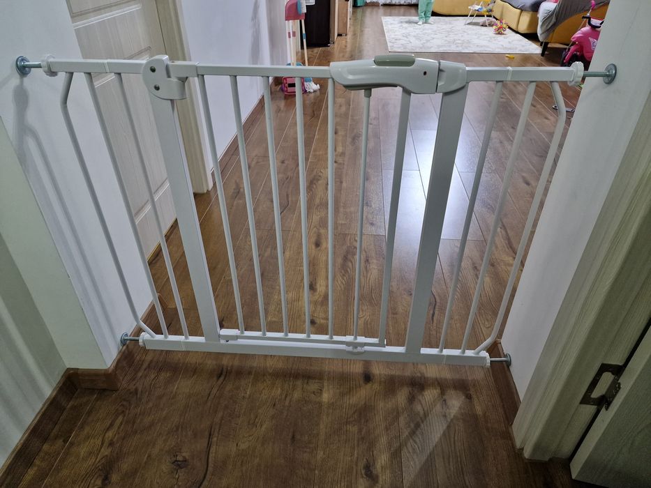 Poarta siguranta 75-105 cm RicoKids 7400