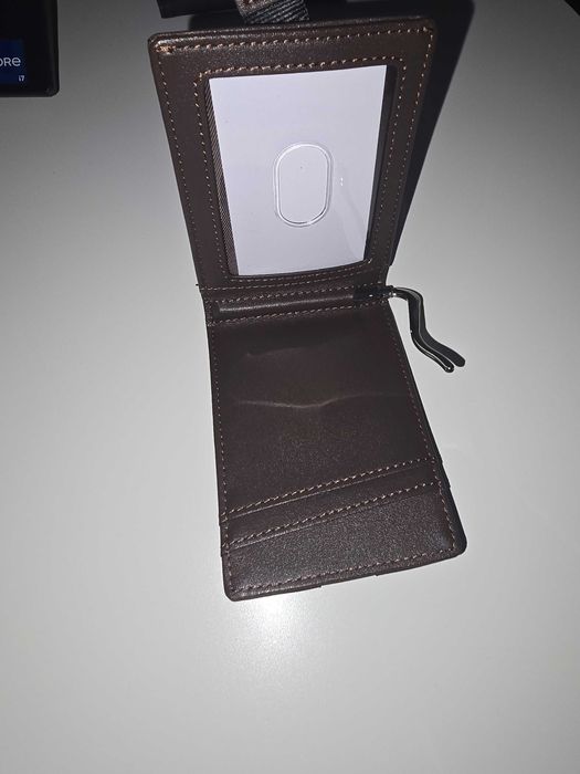 Vand portofel de piele pentru barbati