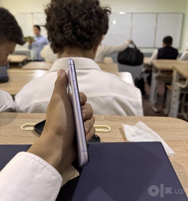 Iphone 11 sotiladi