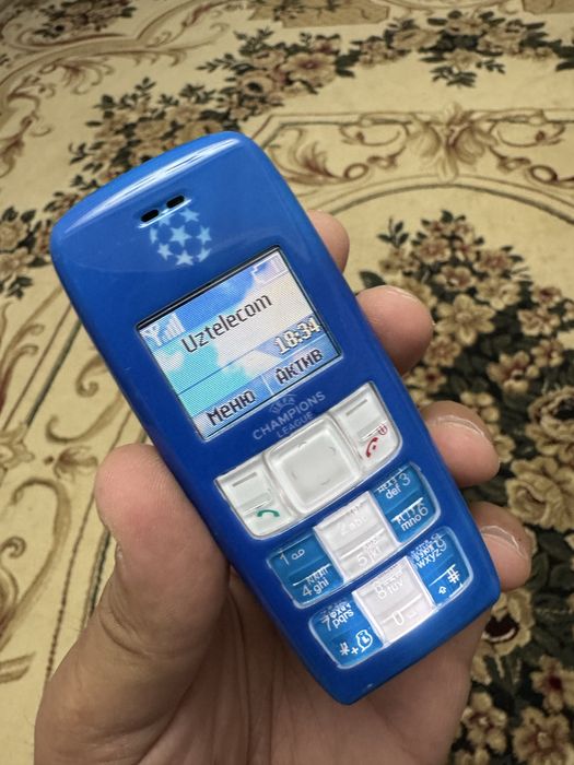 Nokia 1280 ва яна бошқа арзон моделлар сотилади.