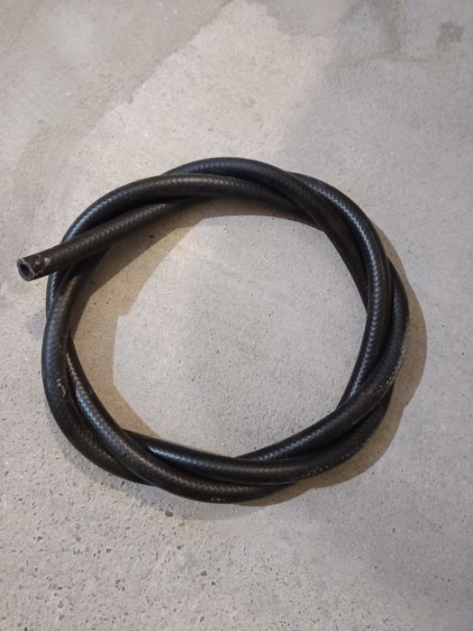 Продам газовый шланг б/у
