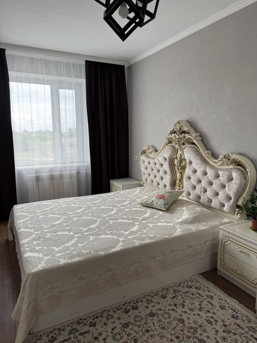 Продам спальный гарнитур