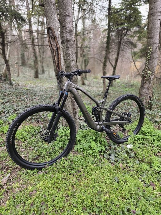 Trek fuel EX E aloy 2024 електрически  велосипед