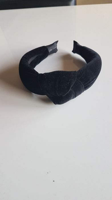 Диадема за коса.