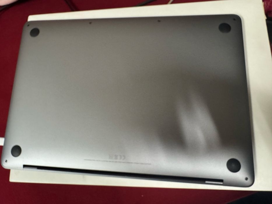 лаптоп Macbook Pro 13” A2289