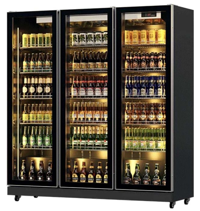 Vitrină Frigorifică WH03 2000L 3 Uși R290