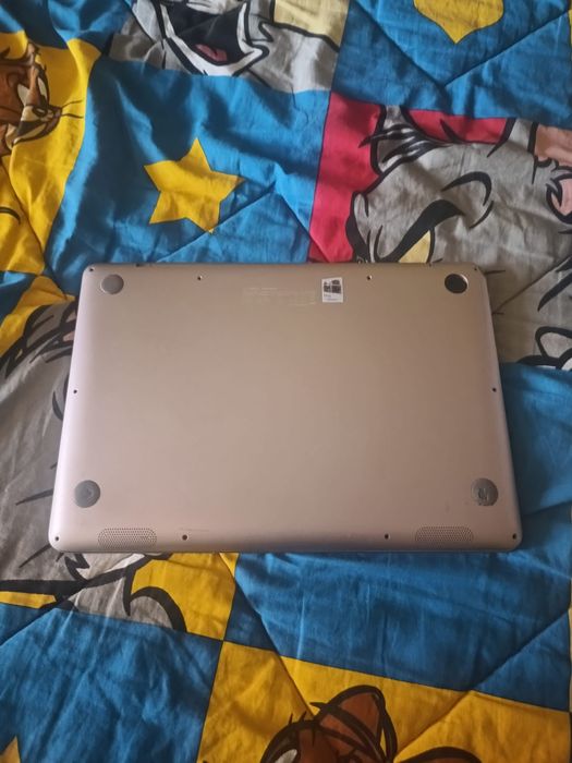 Vand laptopuri piese