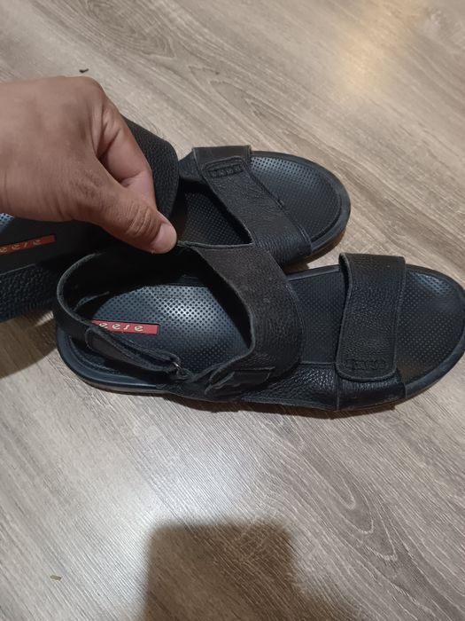 Мужской сандалии