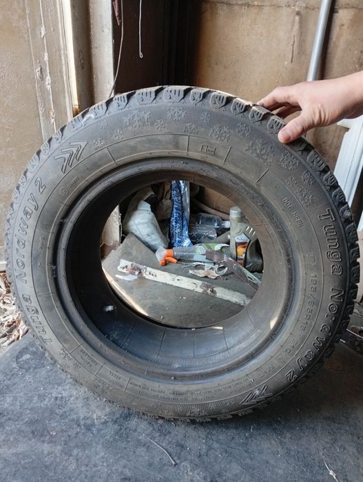 Продам запчасти на Ауди 80 Б4