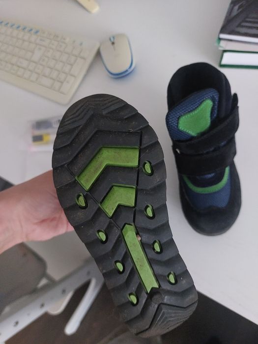 Зимняя детская обувь