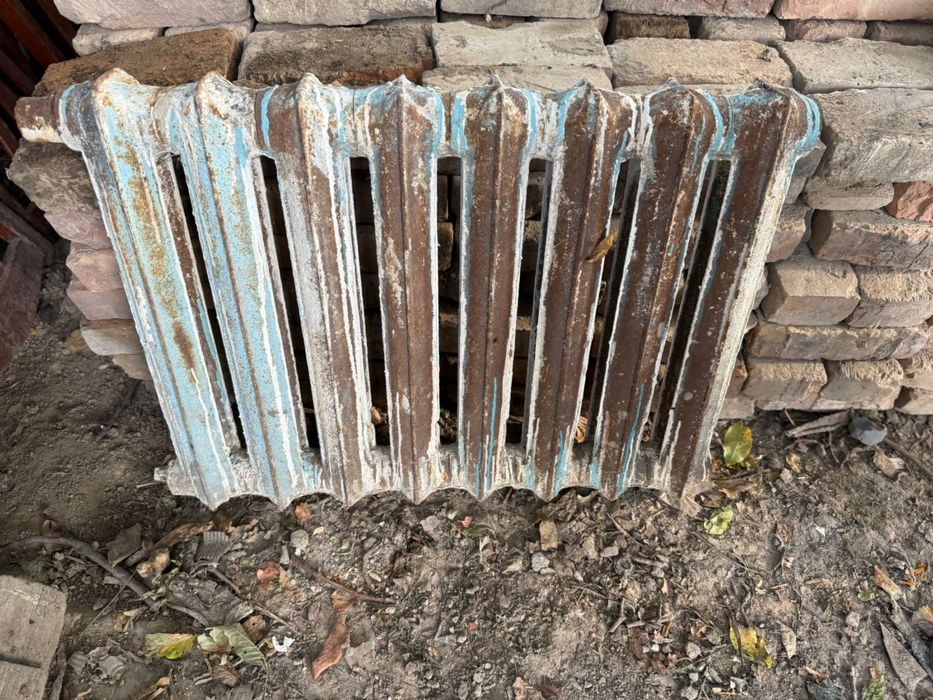 Батарея чугуная без трещен.