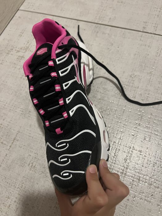 NIKE TN маратонки