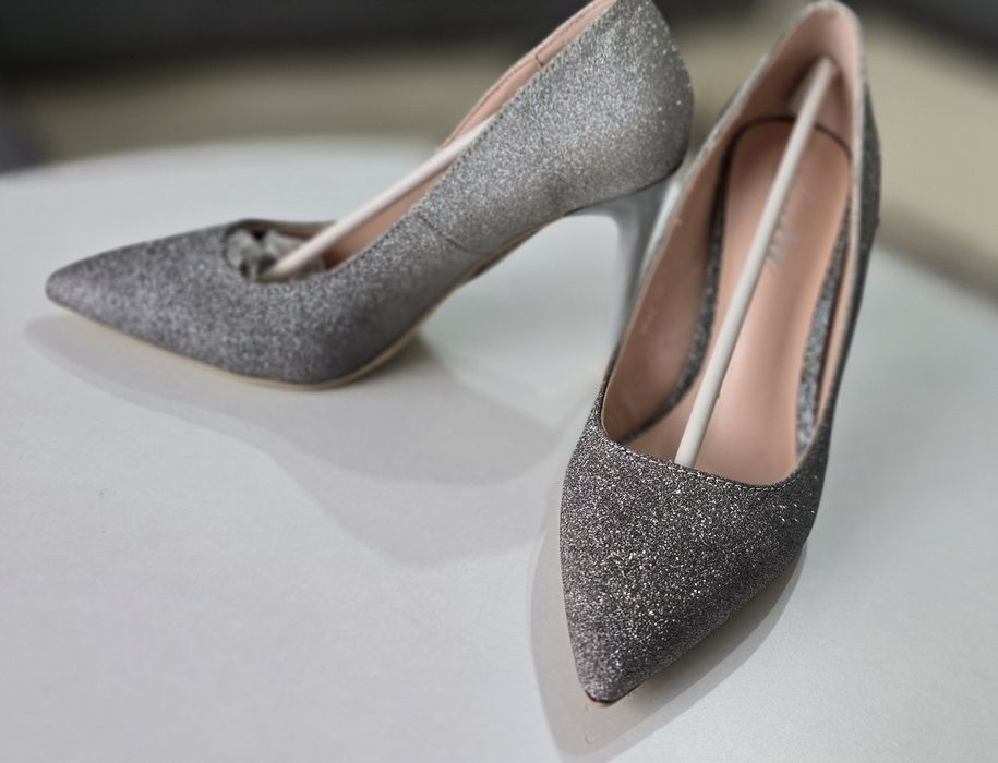 Pantofi marimea 35