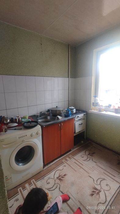 1-xonali uy sotiladi 2-etaj  3-mikrayon  narxi 22-min $