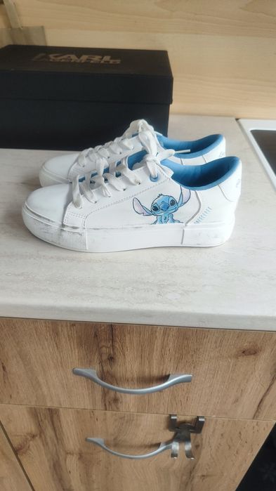 Страхотни маратонки 37/39 nike, carl Lagerfeld и др.