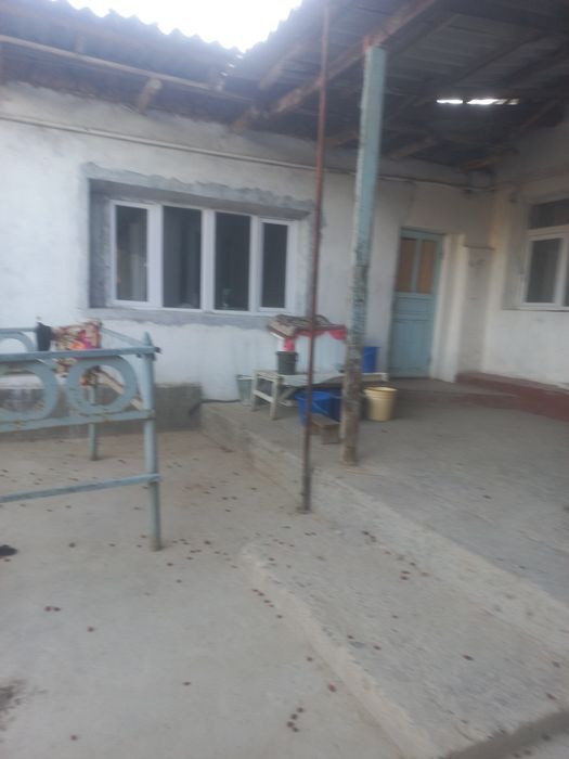 Ховли уй сотилади нархини келишамиз