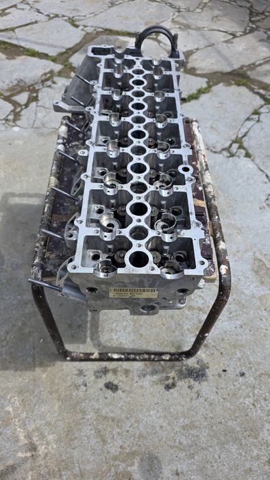 Цилиндрова глава М57 218,231,235 коня