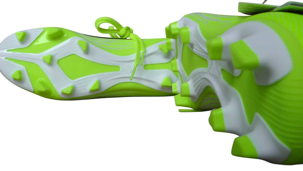 Ghete fotbal crampoane NOI Adidas F50 MID marimea 41.43