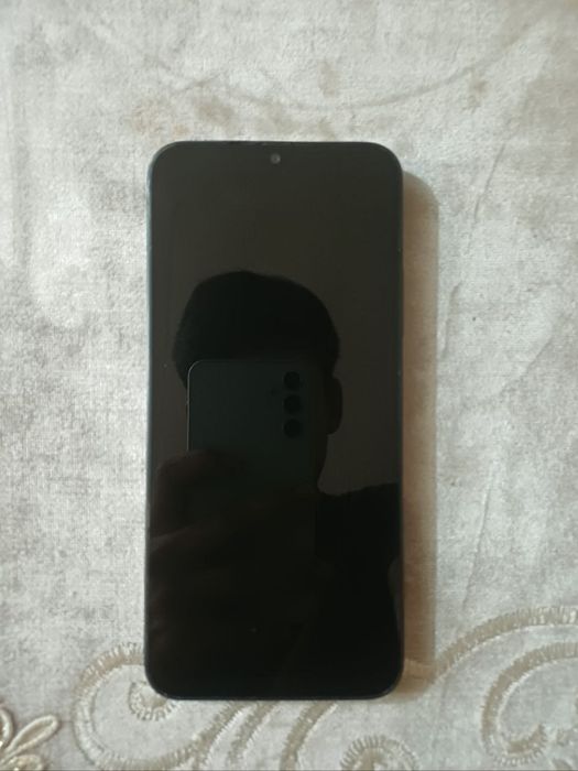 Redmi 15c 128talik 8ram.  Karopka dakumet ful zayratka bor oziniki