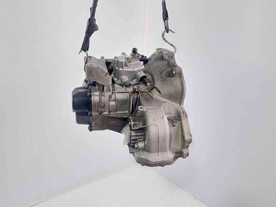 Cutie viteze manuala 5 trepte Opel Corsa D [Fabr 2006-2013] 55565177 /