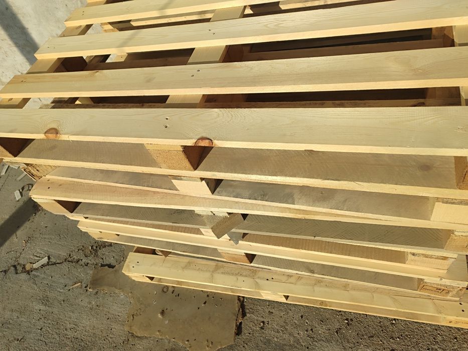 Продам поддоны самовывоз