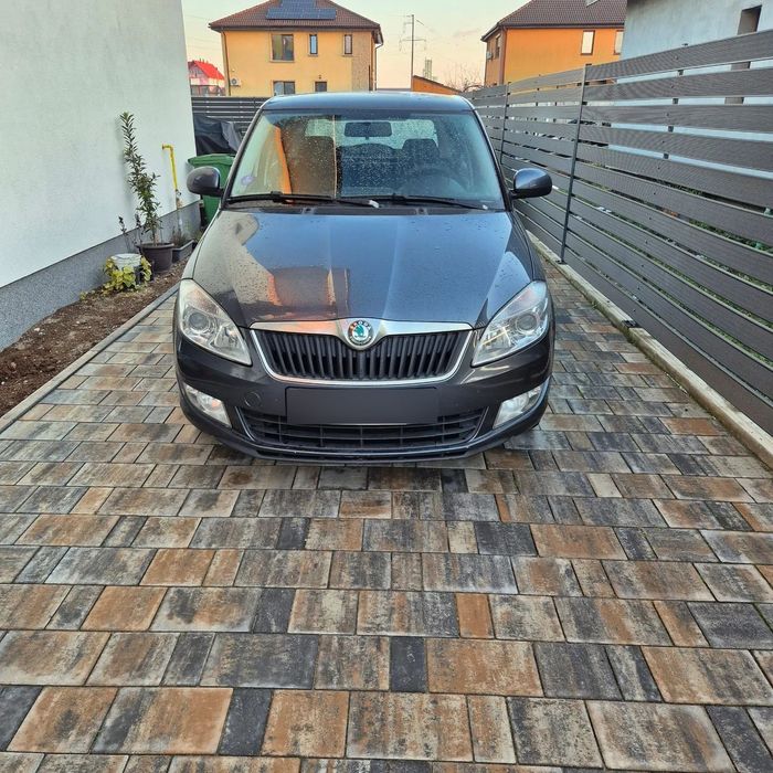 Skoda Fabia Skoda Fabia 2012,aer conditionat,un singur proprietar,fara accident!!!
