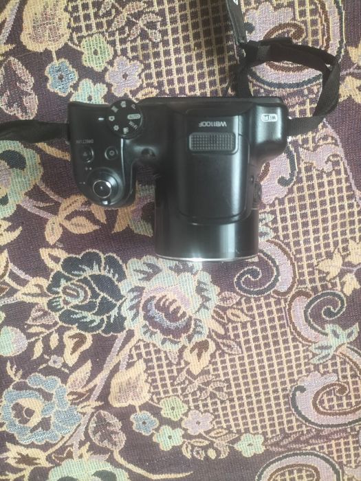 Фатапарат samsung 16.4 mega pixels