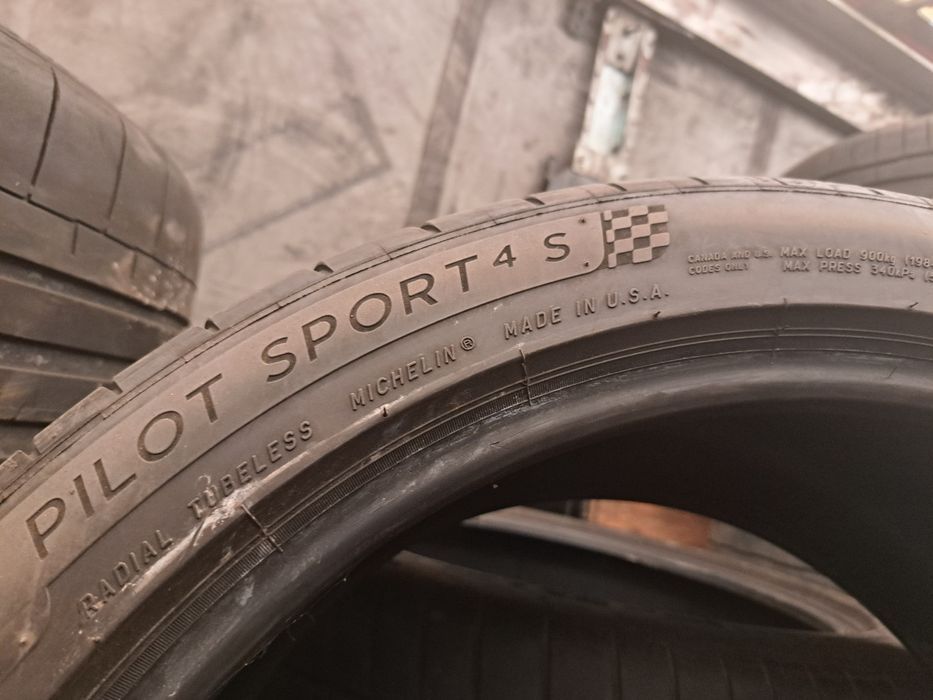 2 anvelope 285/35 R20 Michelin