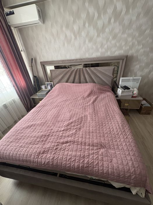 Спальный диван б/у в хорошем сост